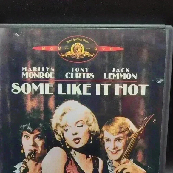 Vintage Classics Some Like It Hot – Marilyn Monroe DVD - Picture 3 of 6